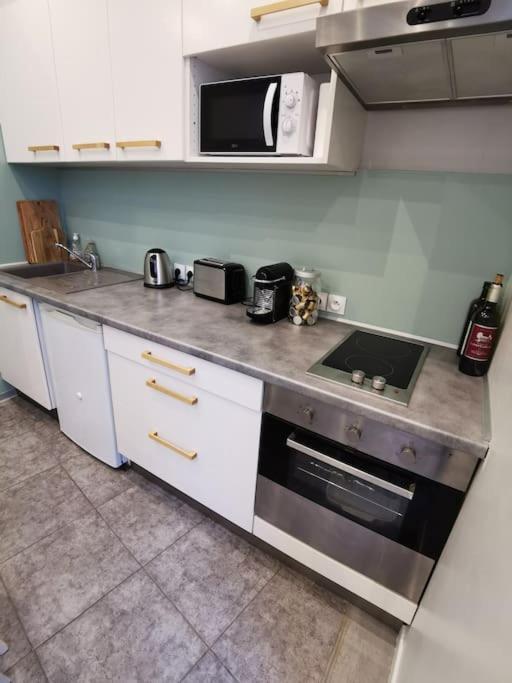 Apartment 4 Personnes Equipe En Centre-ville Rouen
